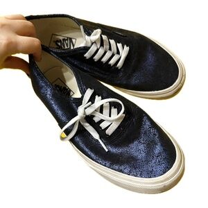 Like new crackle Vans